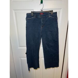 Levi’s Womens Dark Wash Capri Jeans Size 16 Cropped Denim Raw Hem